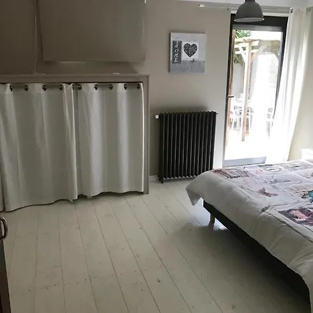 シャレー Des Pyrenees *